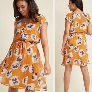 Modcloth Chiffon Shirt Dress in Goldenrod Bloom, XL